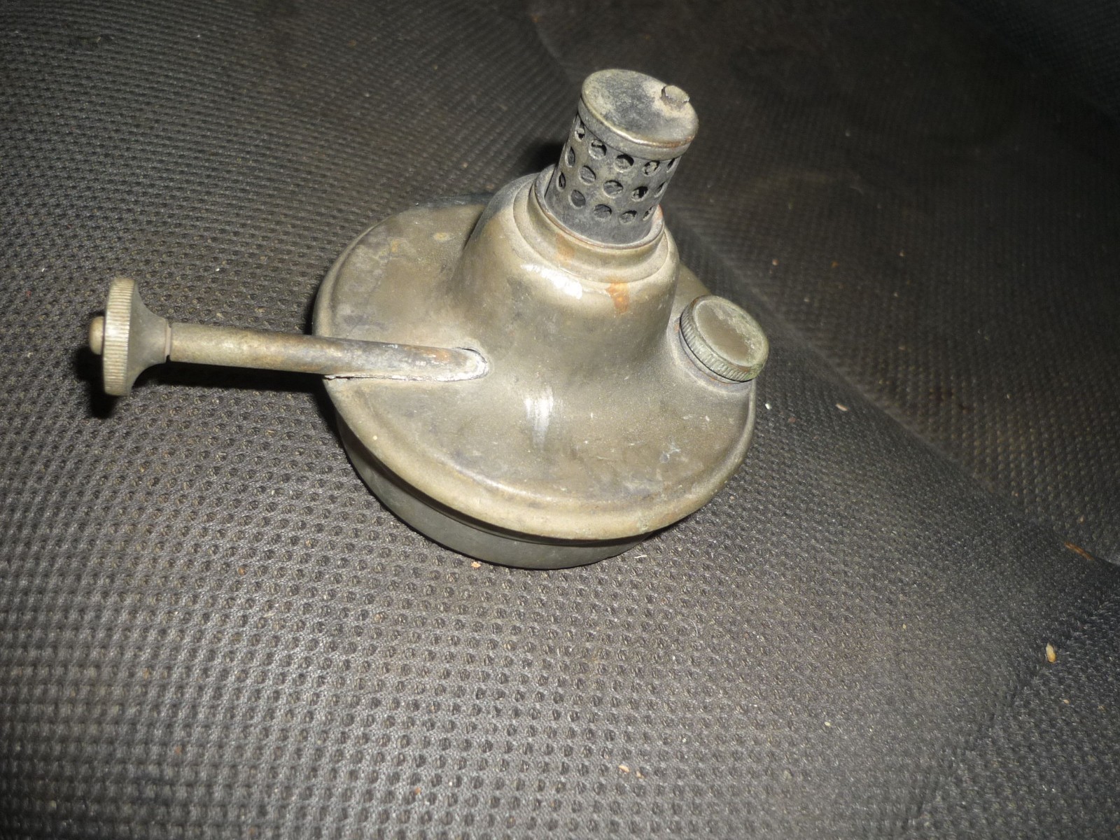 Antique small  Brass  Oil   Lamp   3 1/2