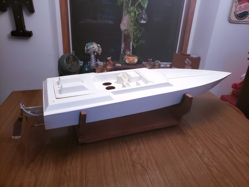 Vintage Dumas Model Wellcraft 60' RC Boat 45