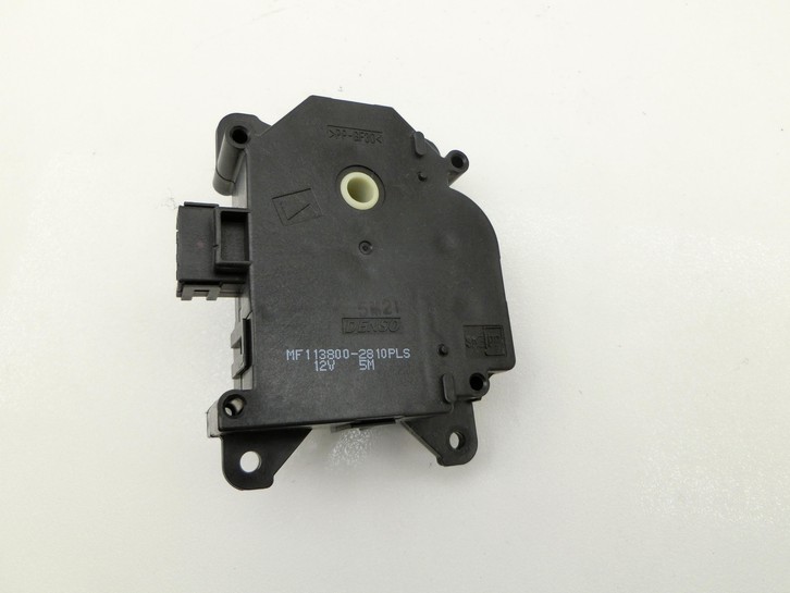 Toyota Yaris 09-11 Luftklappenstellmotor Stellmotor Pos.1  - Bild 3