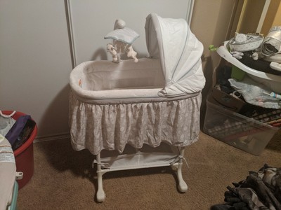 simmons elite gliding bassinet peacock