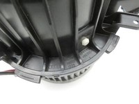 Audi A4 8K B8 11-15 Gebläsemotor Lüftermotor Heizungsgebläse Audi A4 8K B8 11-15 14.03.2014 8T1820021 X6552 gebraucht Vorschau 4