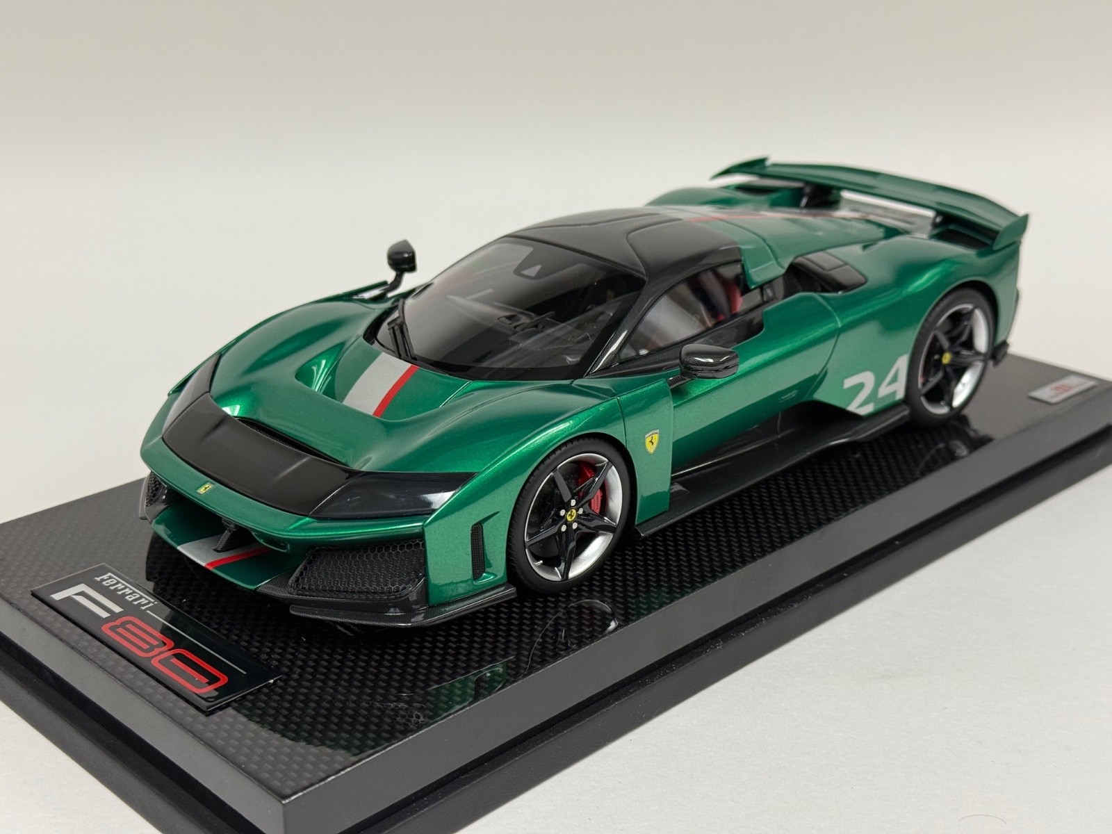 1/18 MR Collection Ferrari F80 Green Jewel on Carbon Base