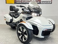 Can-Am Spyder F3 Touring Semi Automatic Trike