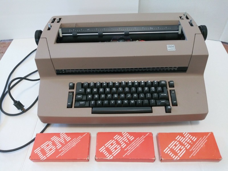 1979 IBM Selectric II on the Typewriter Database