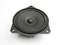 BMW E81 1er 118i LCI 07-13 3T Lautsprecher Rechts Hinten f. Kofferraum BMW E81 1er 118i LCI 07-13 27.10.2009... Vorschau 2