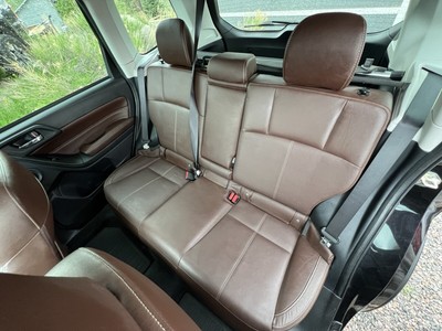 image 4 of interior