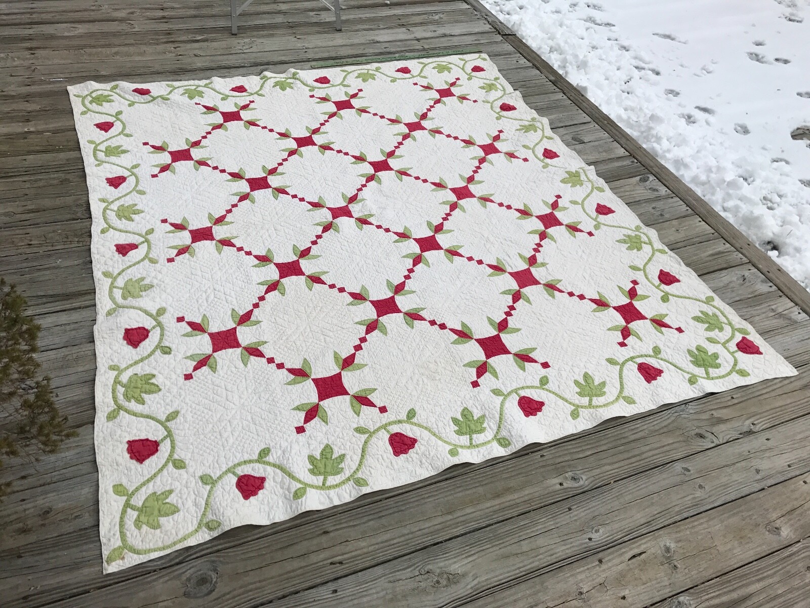 Antique Applique Quilt Red Green and White Rose Vine Leaf