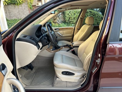 image 2 of interior