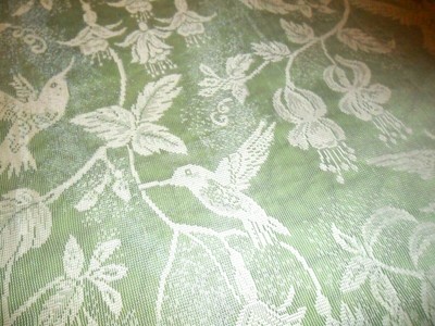 VINTAGE  IVORY  LACE CURTAIN PANEL  -BIRDS- HUMMINGBIRDS - FLOWERS  - 58 X 62