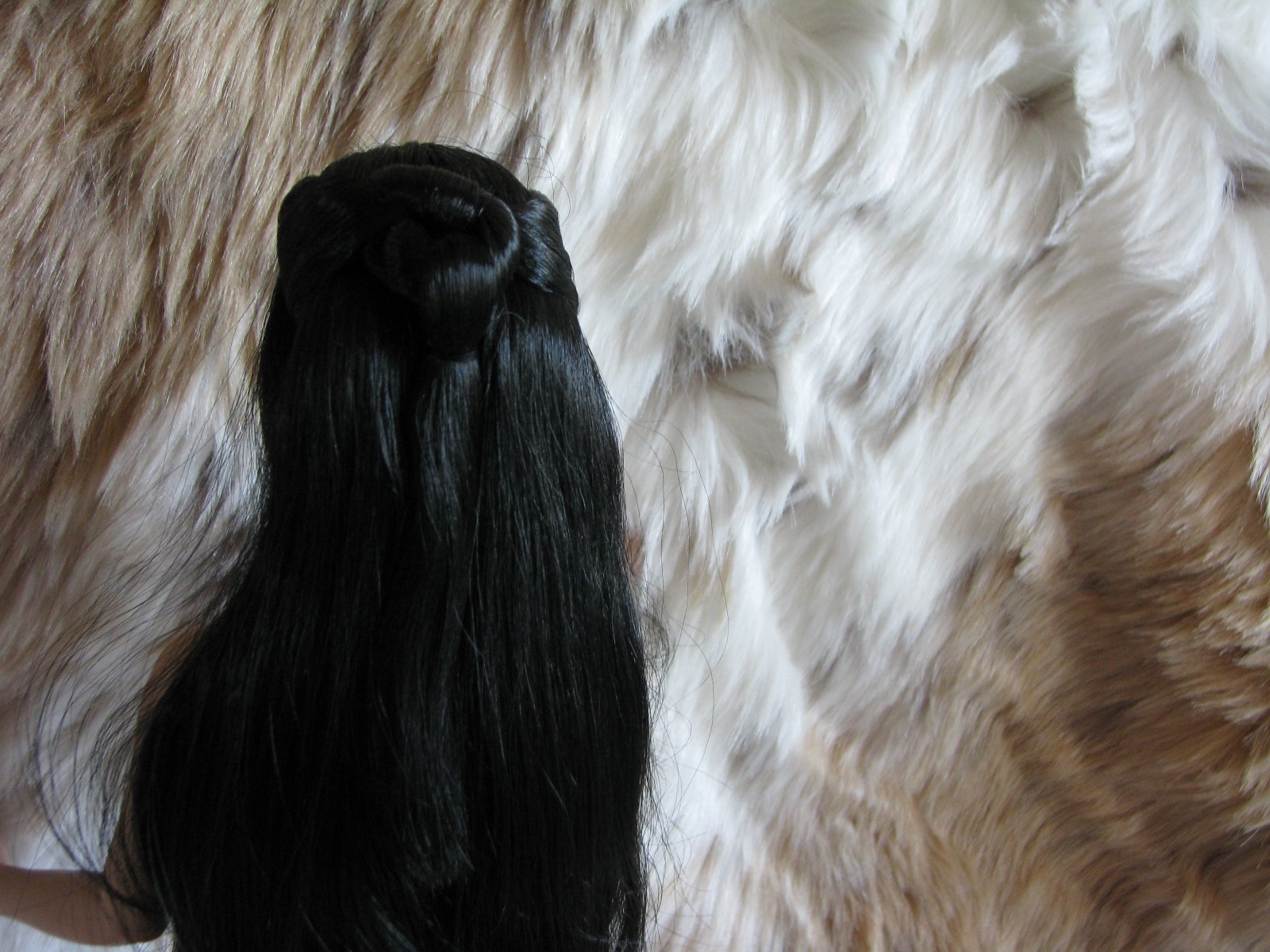 ASHLEIGH TONNER DOLL BLUE EYES, HARD TO FIND, SUPERB DOLL !!