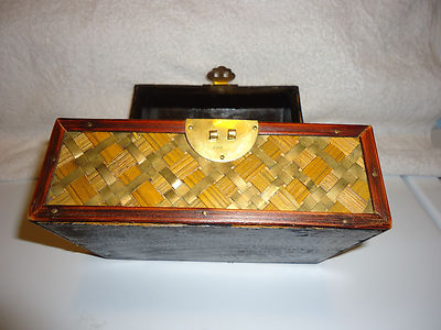 BEAUTIFUL WOODEN TREASURE CHEST..GREAT FOR KNICKNAKS/STORAGE/FLORAL.5