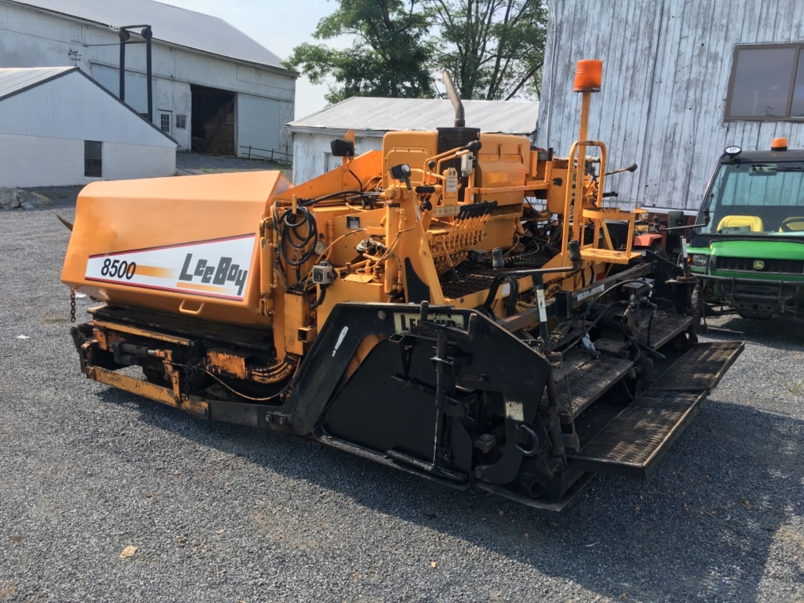 2004 Leeboy 8500 Paving Machine.