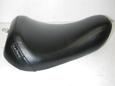 Le Pera LF-006 Harley Davidson Sportster 04-06 3.3 Gal Tank 10'' Wide Solo Seat