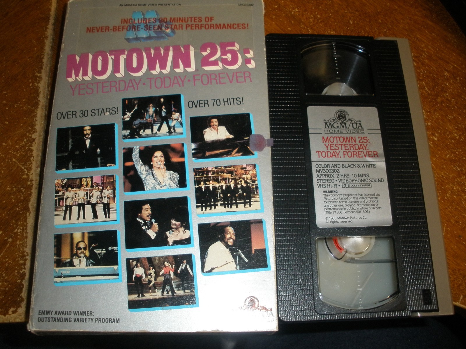 MOTOWN 25 YESTERDAY TODAY FOREVER 30 STARS 70 HITS JACKSON