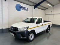 2020 Toyota Hilux 2.4 D-4D Active 4WD Euro 6 2dr (3.5t) Pickup Diesel Manual