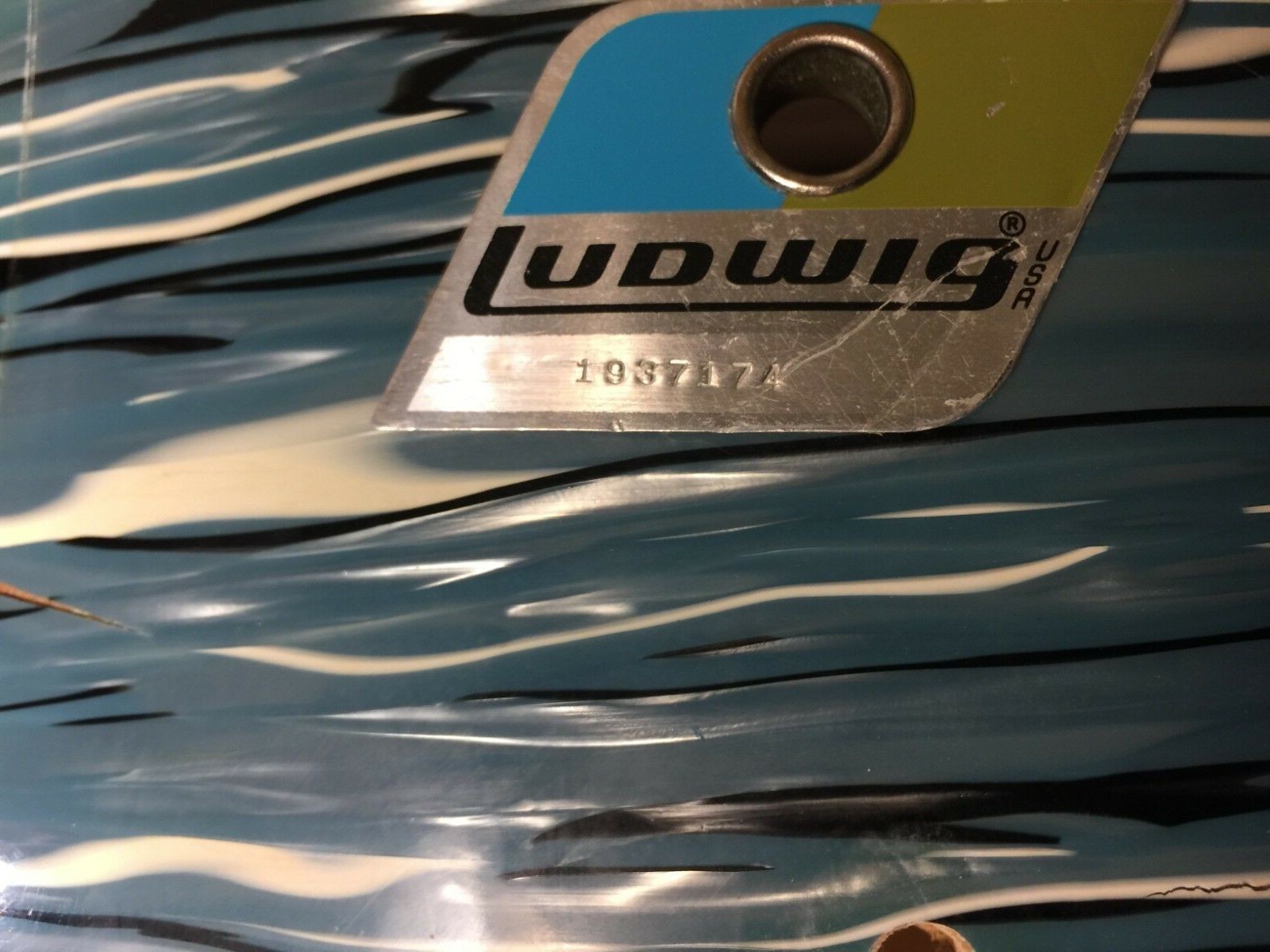 Vintage Ludwig Bass Drum Shell 1970s Blue/Olive Badge 22