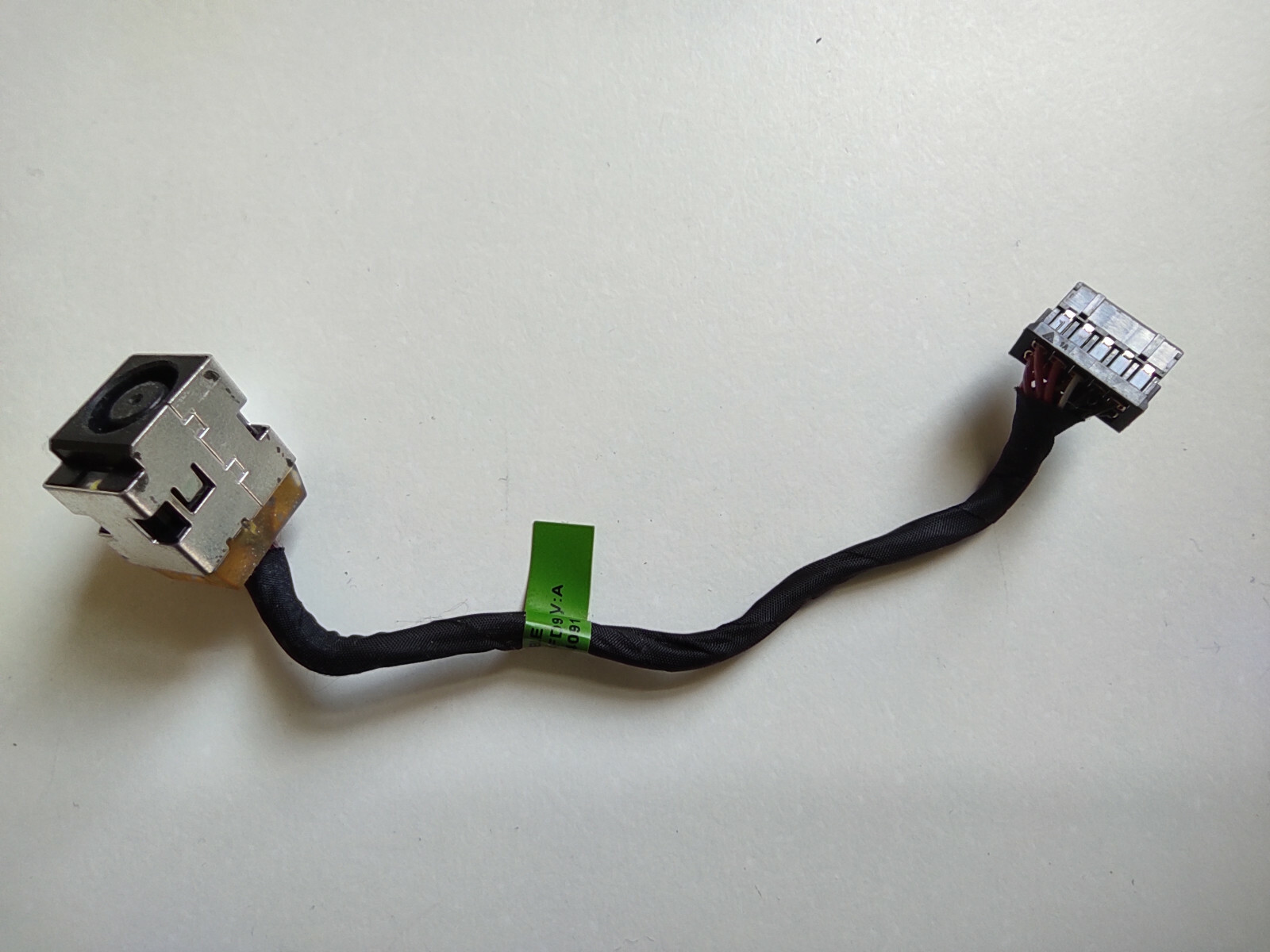 APTIV ポータブル充電器 タイプ1コネクタ フィアット純正品 61dYU+SqNEL._UF350,350_QL80_.jpg