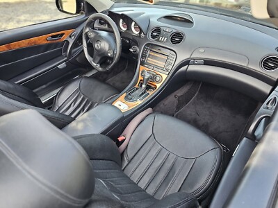 image 12 of interior