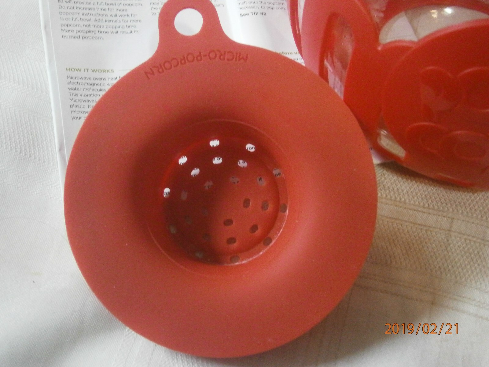 Ecolution Micro-Pop 3 Quart Microwave Popcorn Popper - Red