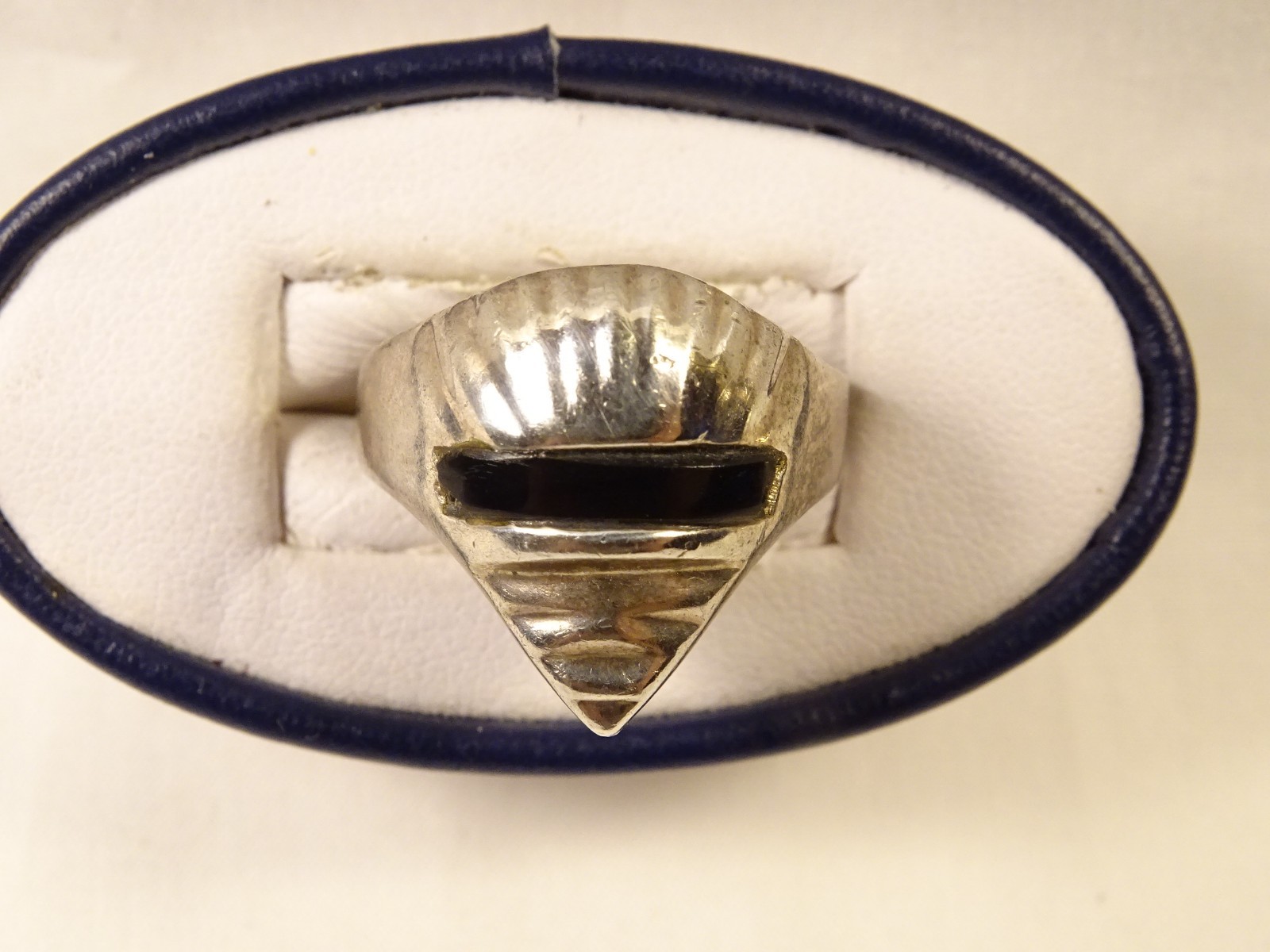 Nice Vintage Handmade Sterling Silver Black Enamel Bird Claw Sz 8 Ring