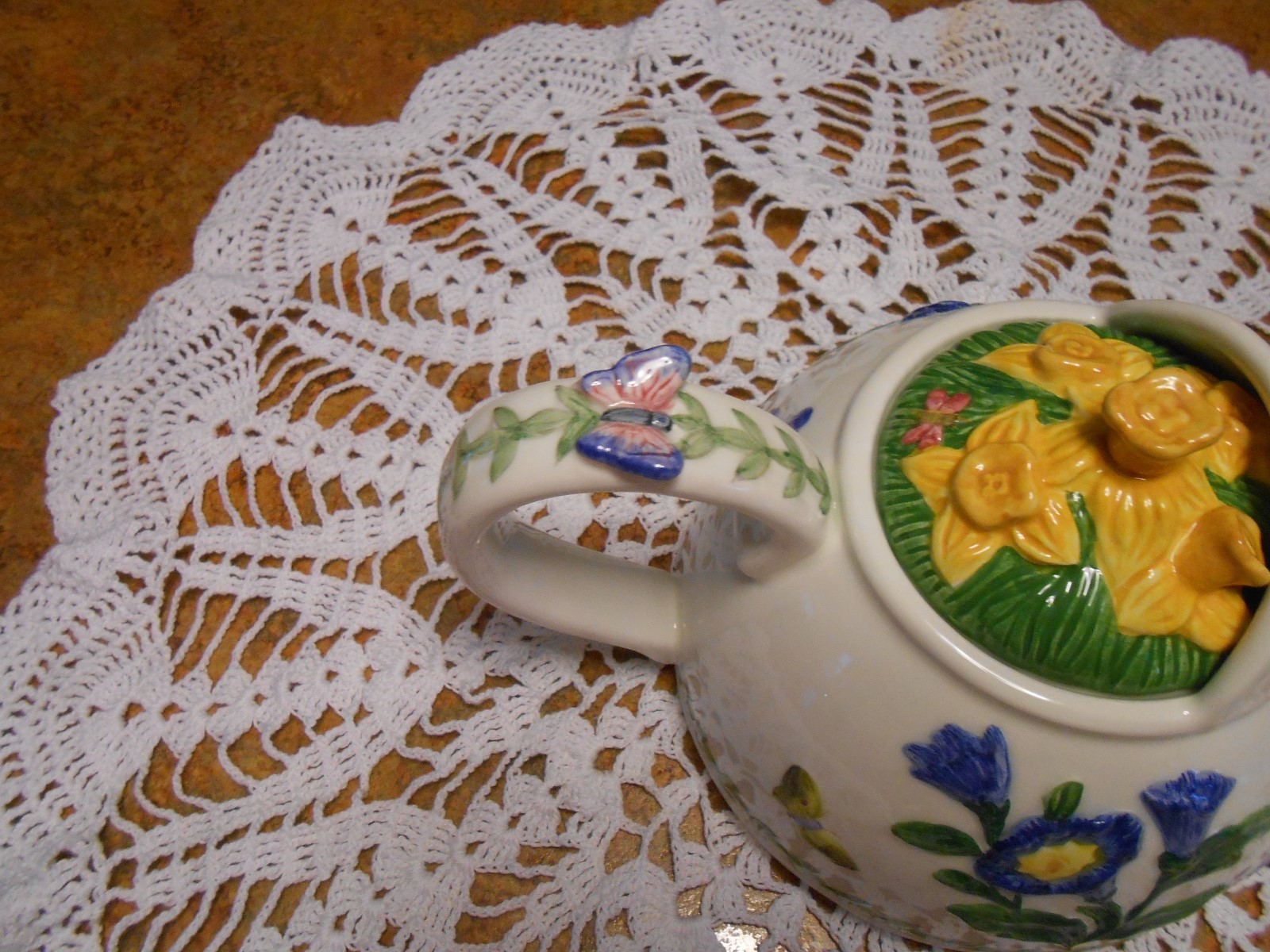 Portmeirion Botanic Garden Counter Top Collection Teapot 2.55pt