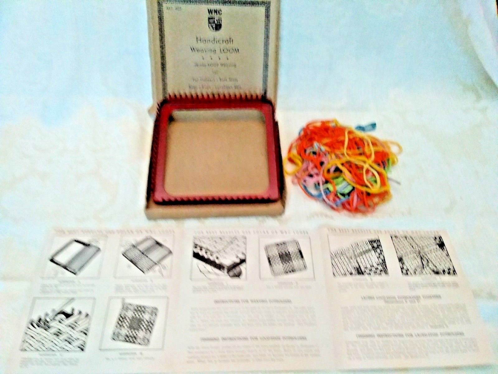 Vintage Handicraft Weaving Loom Wool Novelty Company Loom, Instructions, loops