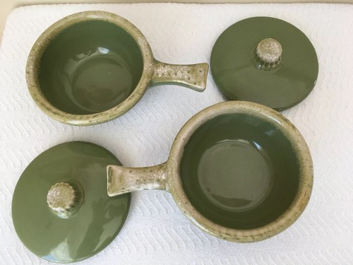 Hull GREEN AVOCADO Drip Glaze Oven Proof Pottery Casserole Dish Lid Handle #H