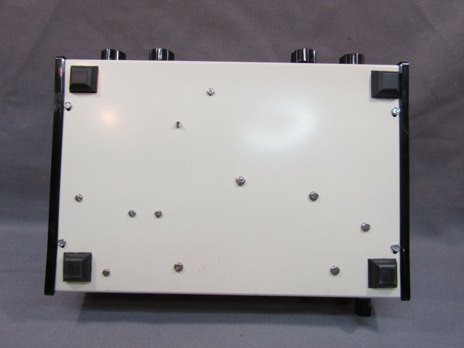 MFJ-949 Deluxe Versa Tuner II SWR and Antenna Tunner w/ dummy load