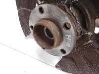 BMW F11 520d 10-13 Kombi 2,0 135KW Achsschenkel Radnabe Hinten Rechts BMW F11 520d 10-13 18.05.2012 6796100... Vorschau 4