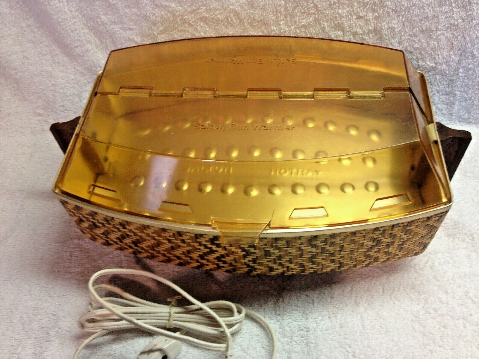 Salton Bun Warmer Model W 8–4 Vintage Art Deco Look Basket Rare Model