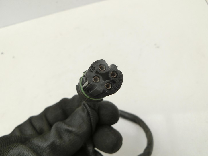 BMW F01 F04 7er AH7 08-12 Hybrid 4,4 330KW Lambdasonde Pos.4 Links Hinten BMW F01 F04 7er AH7 08-12 01.06.2011... Vorschau 4