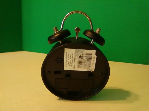 Novelty Simple Europe Roma Style Home Bedroom Decoration Metal Quiet Alarm Clock