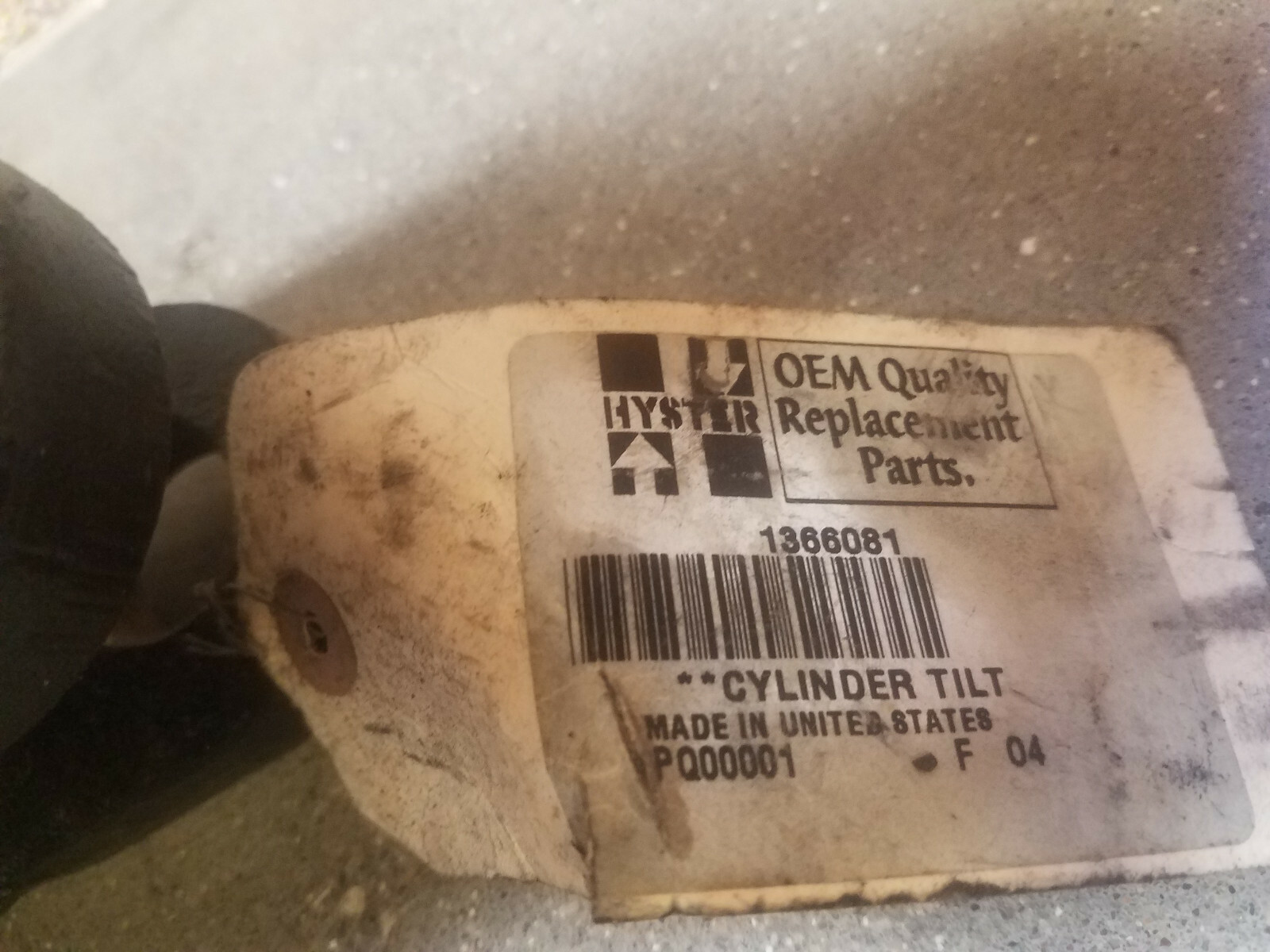 Hyster - 1366081 - Tilt Cylinder