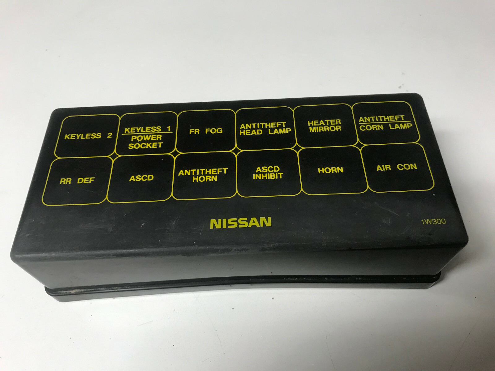 FUSHIページ㉘ 97 98 Pathfinder QX4 Under Hood Fuse Box Cover Lid | eBay