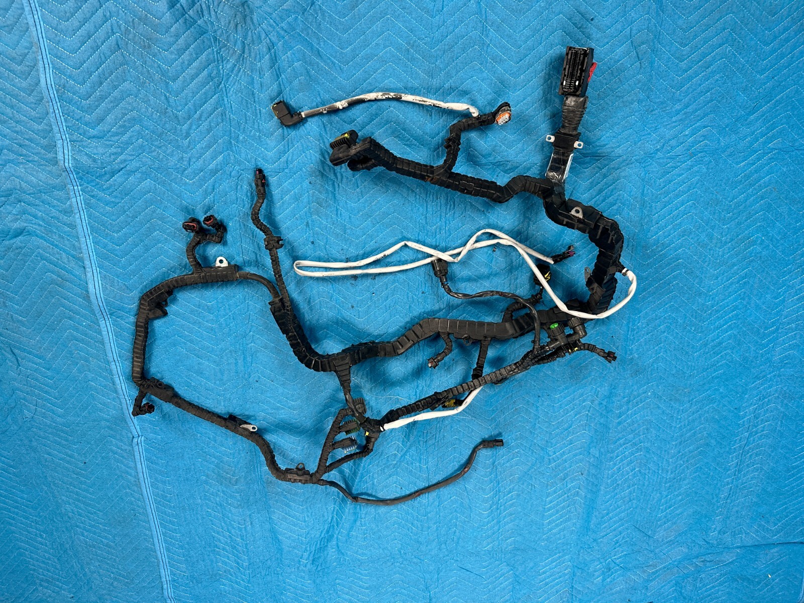 WireWay(ワイヤーウエイ) wyw801m Kenworth T680 Engine Wiring Harness 2023 OEM | eBay