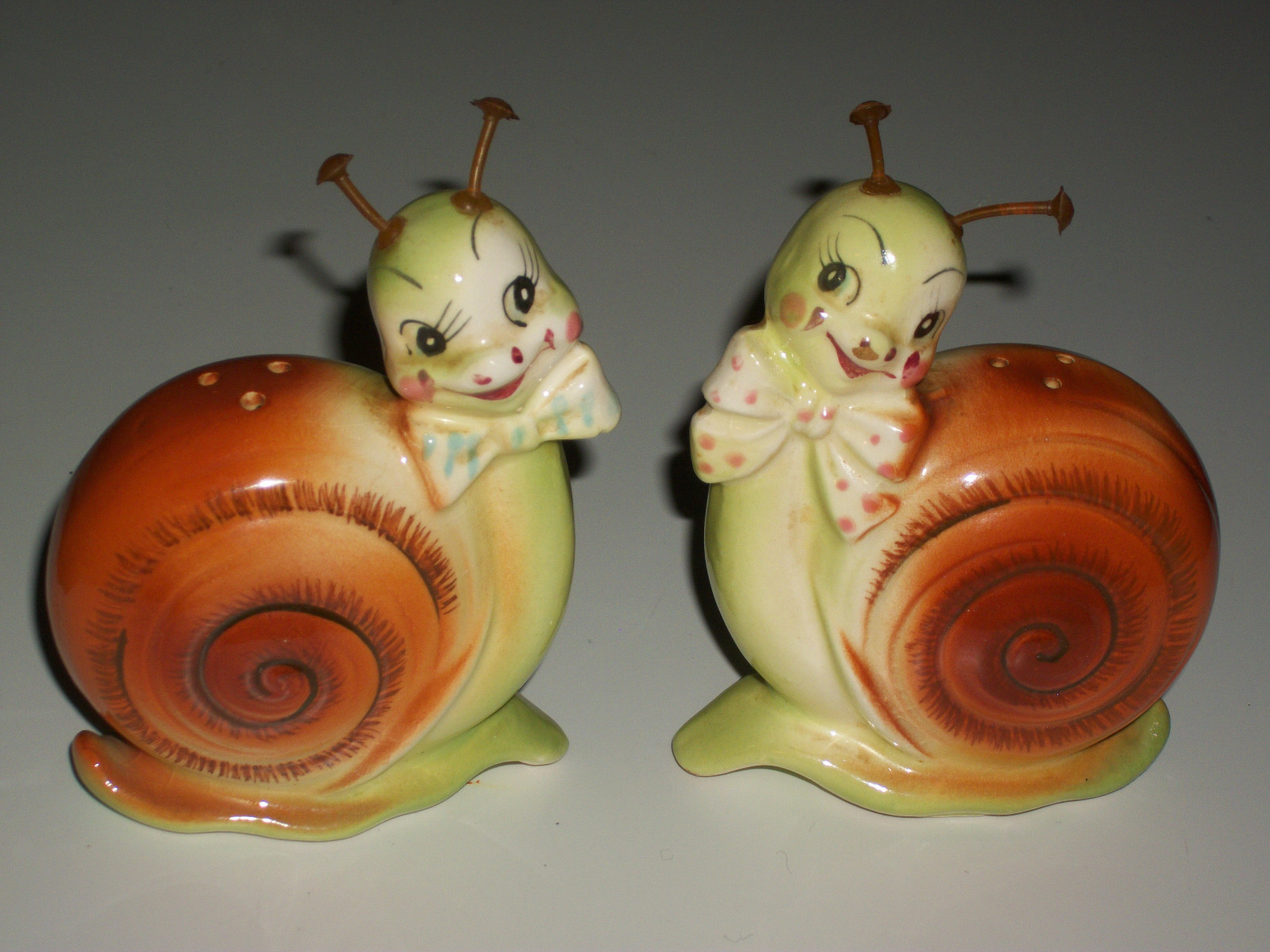 Vintage SNAPPY SNAIL  SALT PEPPER shakers