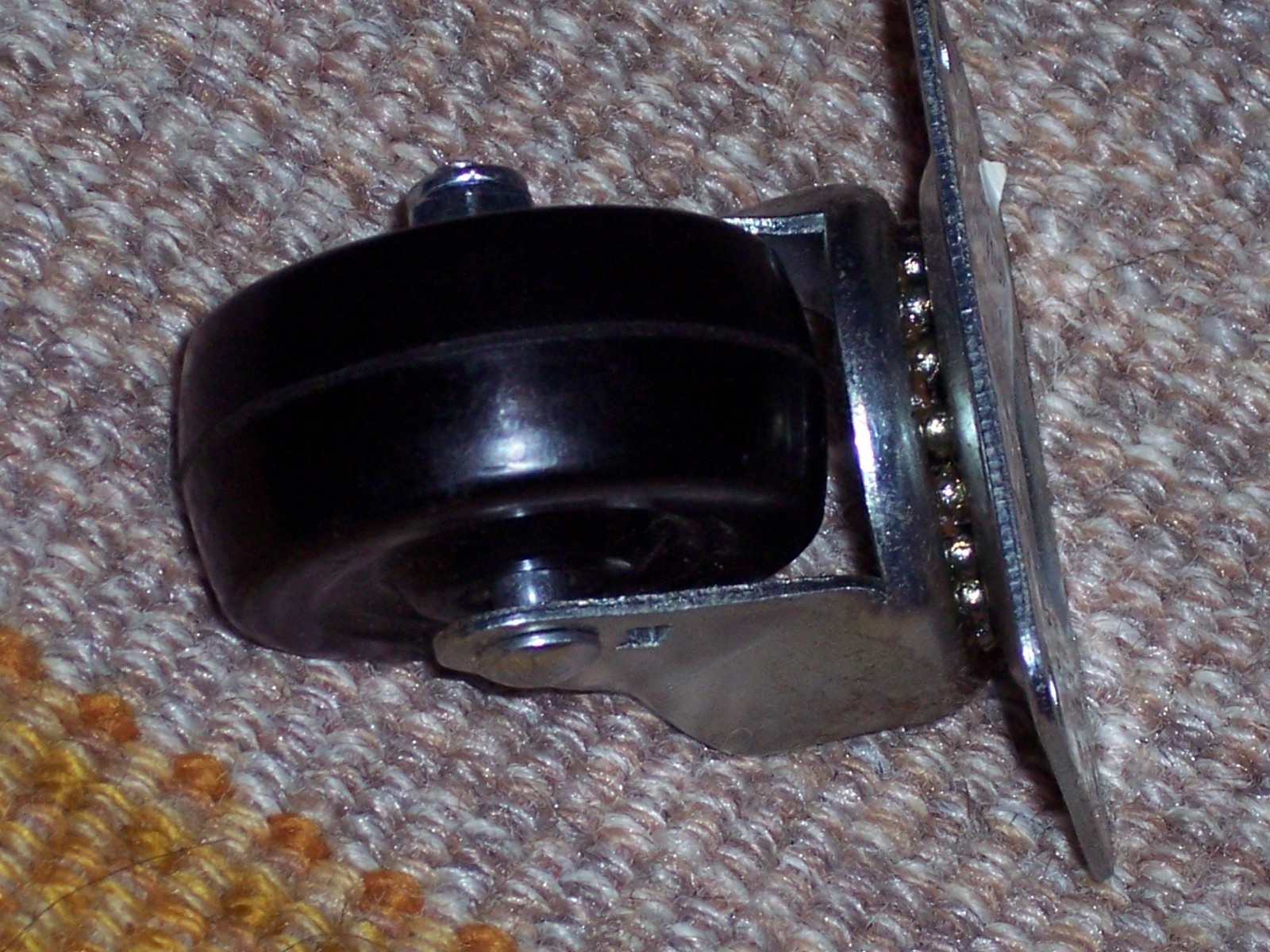 casters,2 inch soft rubber,swivel plate,set of 2,Everbilt,cart wheels,90 lb cap