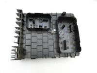 Audi A3 8P 04-08 TDI 1,9 77KW Sicherungskasten Zentralelektrik E-Box Audi A3 8P 04-08 23.11.2004 1K0937124K gebraucht Vorschau 4