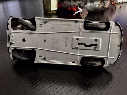 1Distler VW Sedan 307300, Tin Toy Germany, German Tin Toy, 2 Vw Sedan Kellermann