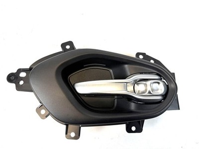 2019-2023 Jeep Cherokee RH Front Interior Door Handle Chrome OEM