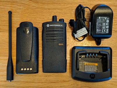 Motorola RDU4100 UHF Business Two-way Radio 4 watts - 10 channels.. Buy it now for 179.0