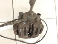 BMW E87 118d 07-11 LCI 2,0d 105KW Bremssattel Bremszange Hinten Rechts BMW E87 118d 07-11 LCI 21.11.2007... Vorschau 2