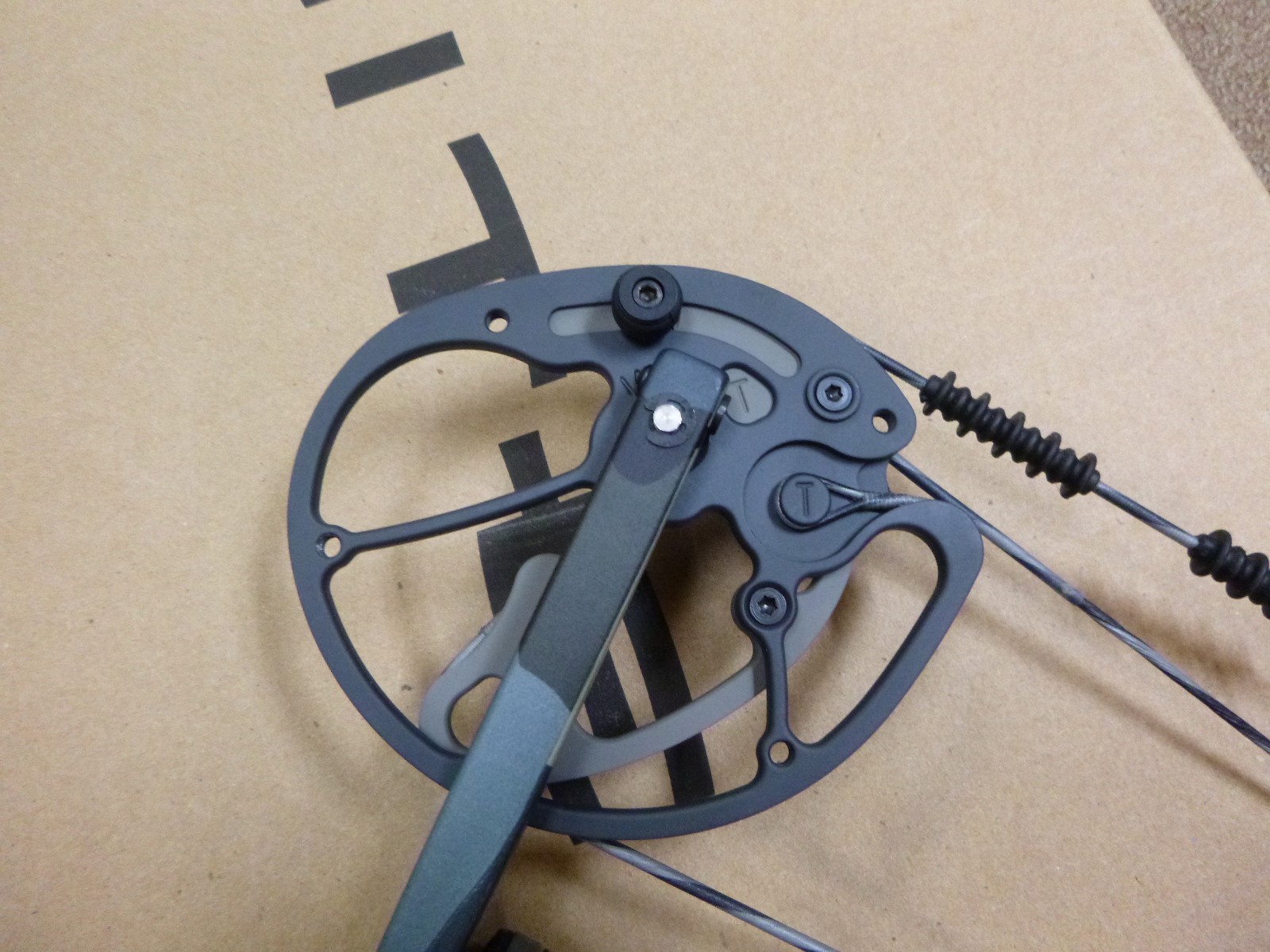 Elite Impulse 34 RH 29.5