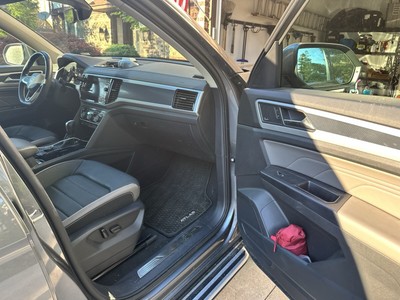 image 5 of interior