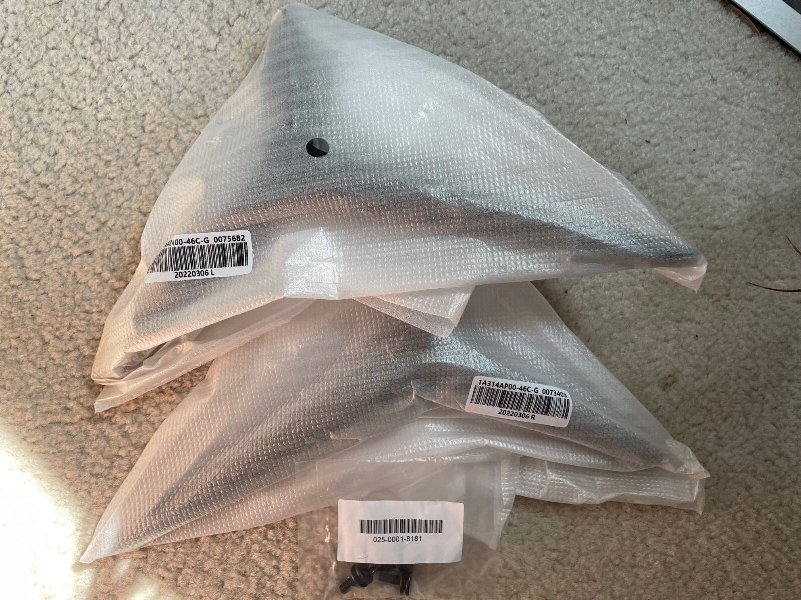 Sharp 4T-B70CJ1U TV Stand/Base/Feet W/Screws 2020306 L&R