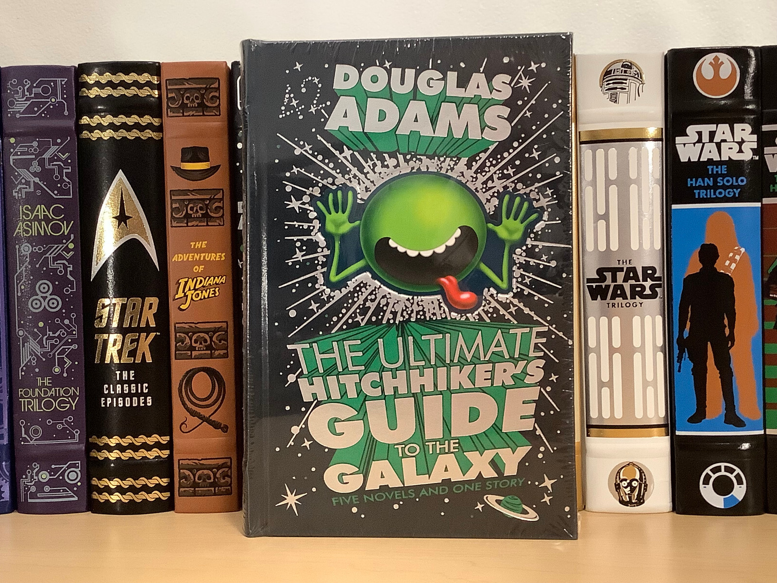 The Ultimate Hitchhiker's Guide to the… The Ultimate Hitchhiker's Guide to the Galaxy: Adams
