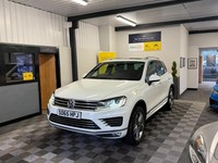 2015 Volkswagen Touareg 3.0 TDI V6 BlueMotion Tech R-Line Tiptronic 4WD Euro 6 (