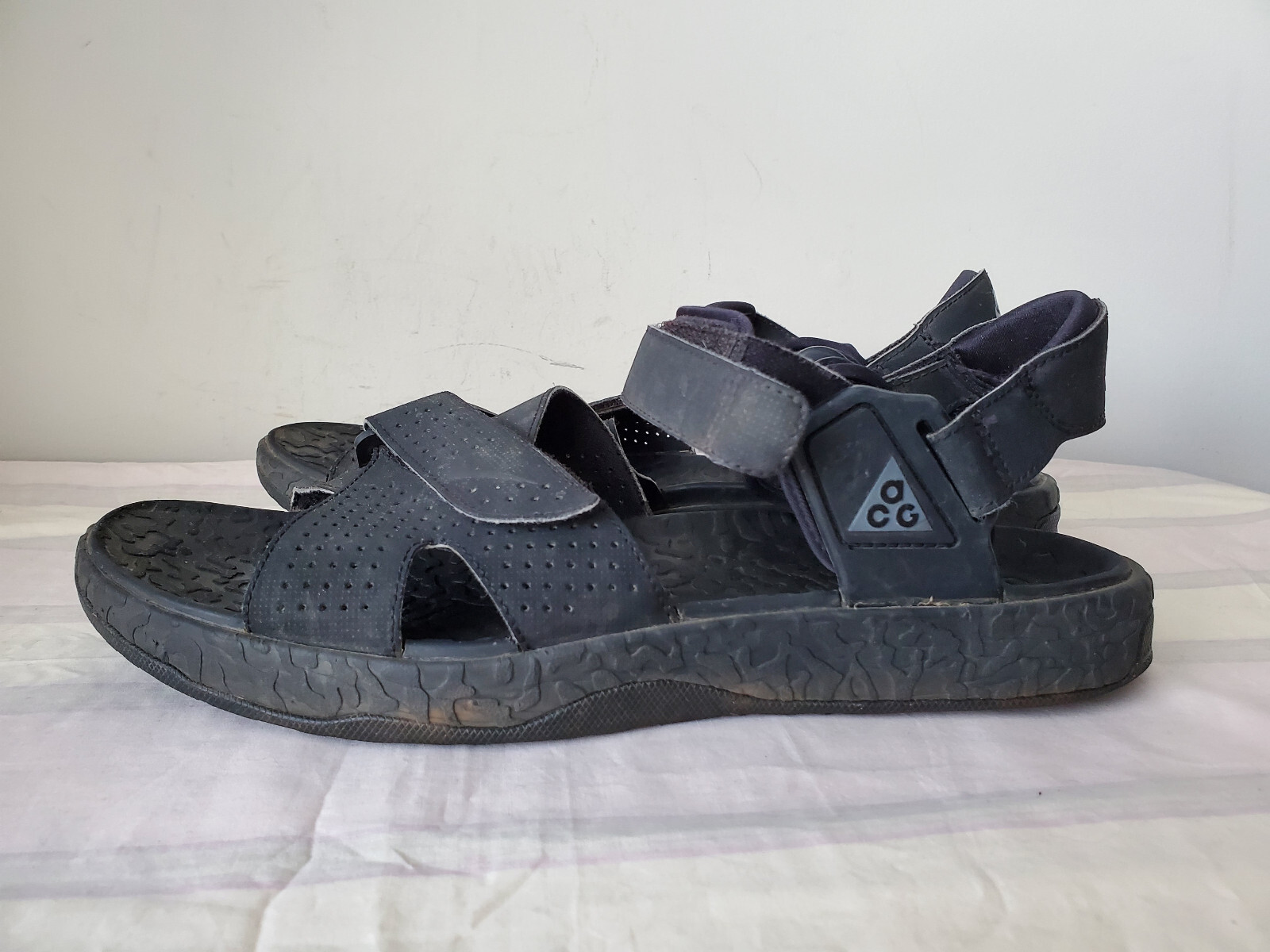 Nike ACG Air Deschutz Outdoor Adjustable Sandals Mens Size Nike ACG Air Deschutz Outdoor Adjustable Sandals Mens Size