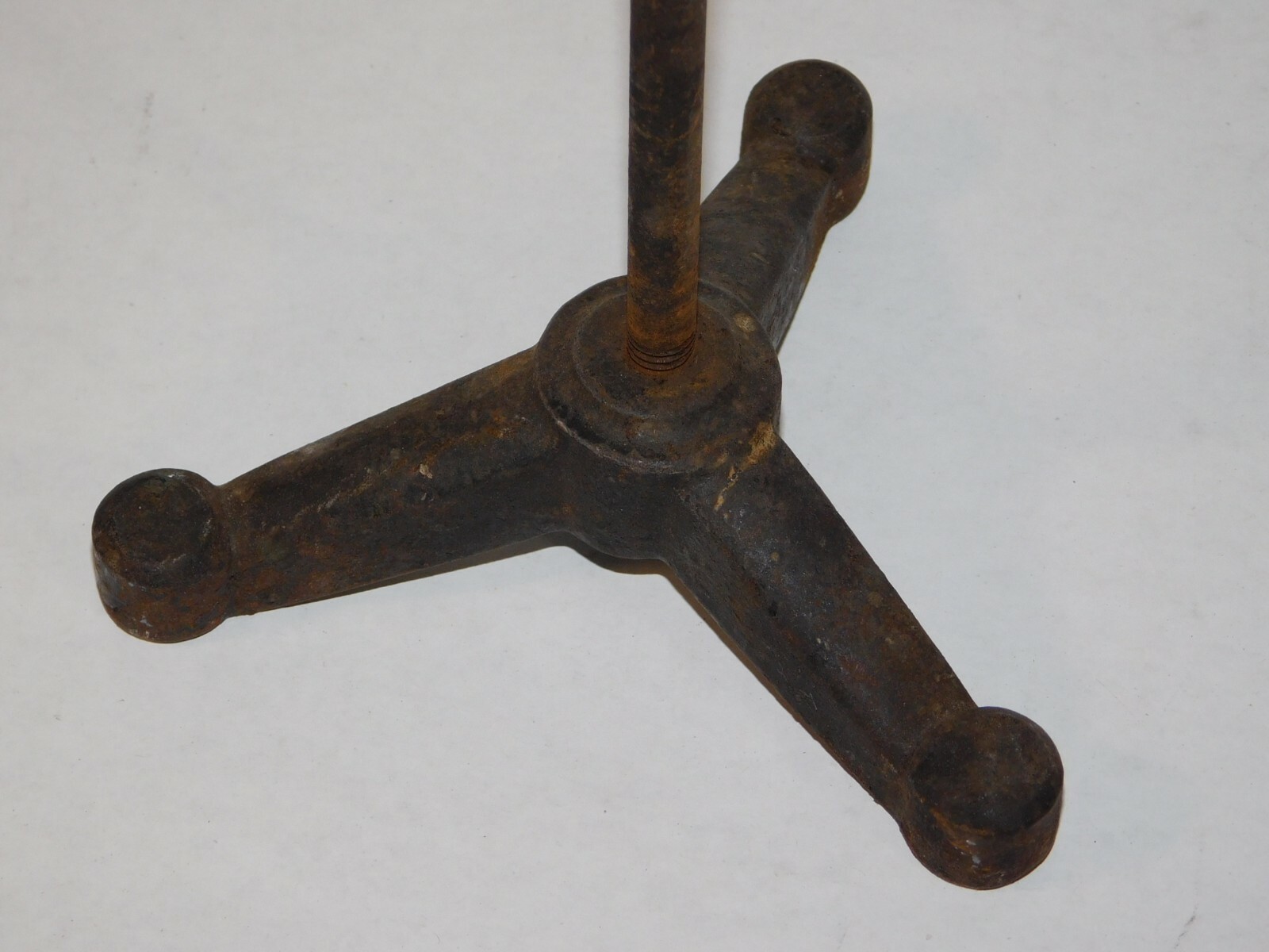 Antique Cast Iron Scientific Lab Test Tube Chemistry Beaker Glass Holder Stand