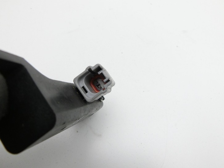 Nissan NV200 09-21 Antennenverstärker Weiche Antenne Vorne Nissan NV200 09-21 09.08.2012 gebraucht Bild 5
